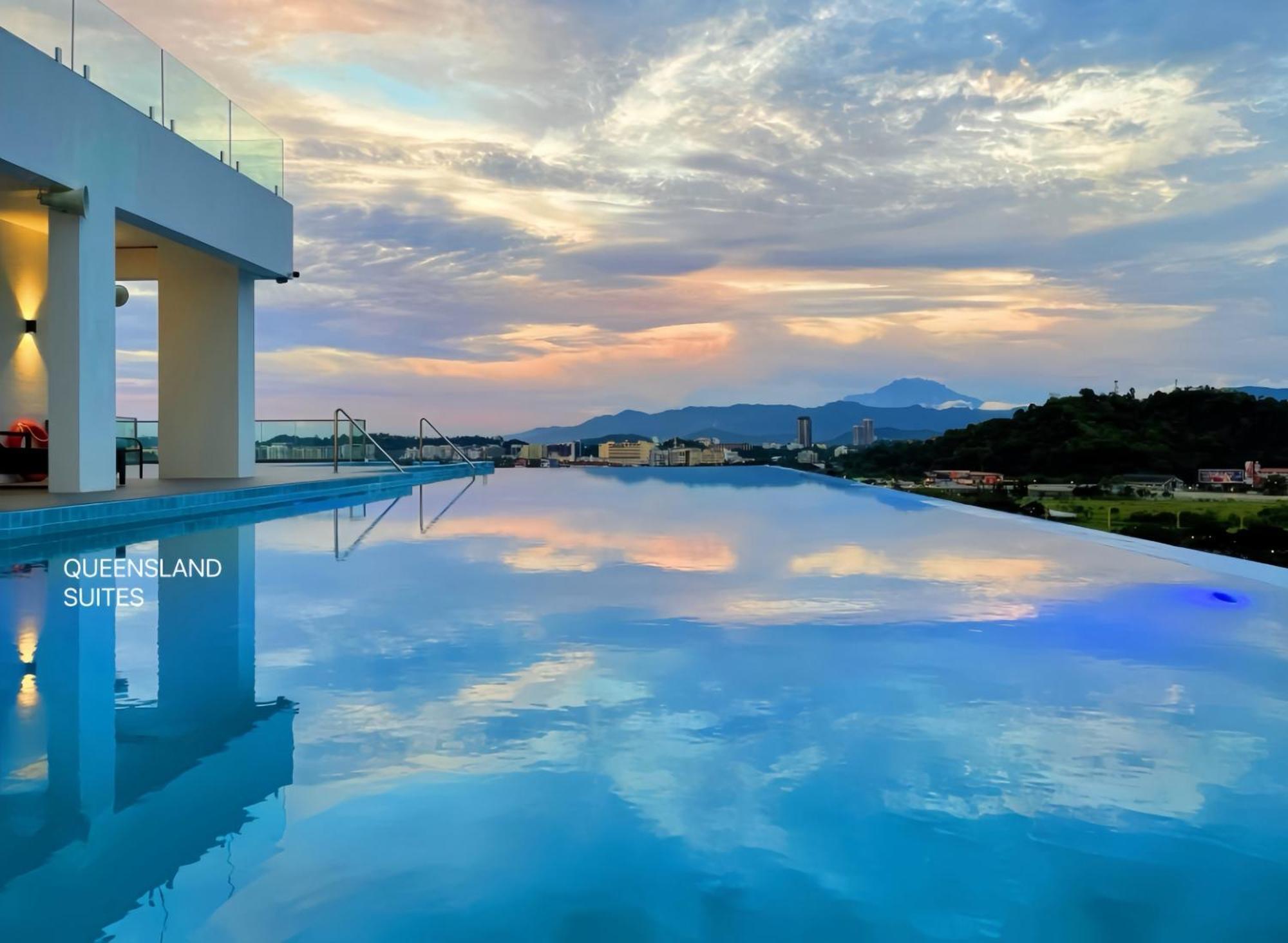 Queensland Suites At Aru Suites, كوتا كينابالو المظهر الخارجي الصورة